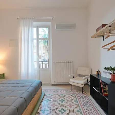 Apartment La Casuzza Del Borgo - Porto - Politeama